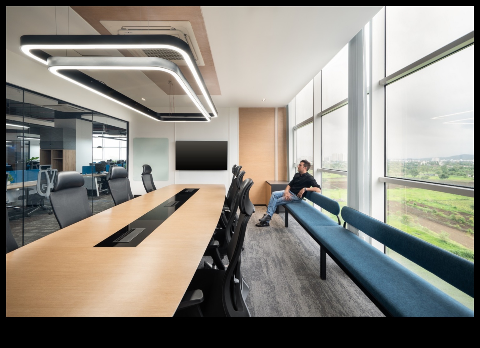 Viedā biroja skatlogs Apskats uz nākamās paaudzes tehnoloģijām, kas veido modernas darbvietas 2 Viedā biroja skatlogs: nākamās paaudzes tehnoloģijas, kas veido modernas darbvietas