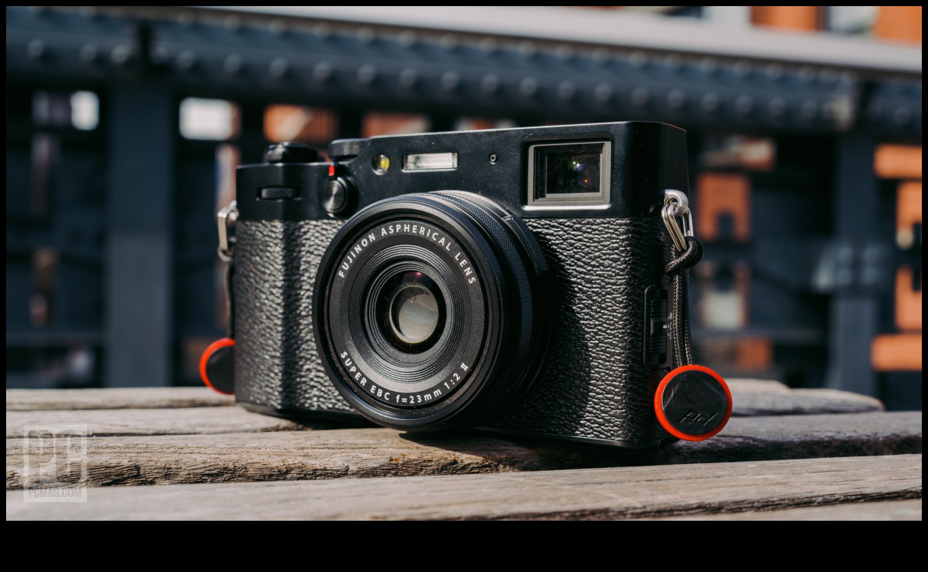 Filmai līdzīga sajūta: kameras ar klasiskajiem filmas simulācijas režīmiem