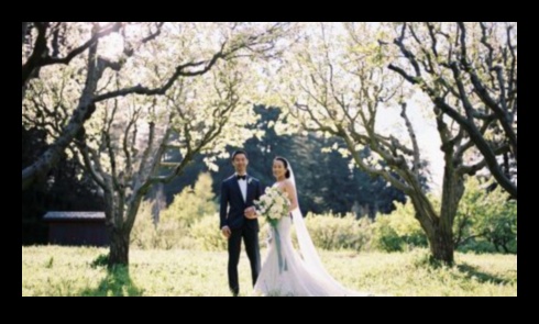 Apzīmogota ar mīlestību: iespaidīga kāzu ceremonija