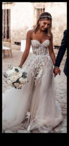 Soulful Serenity: Bohēmijas līgavas kleitu iedvesmas