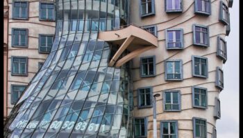 Strukturālie prieki: arhitektūras mākslas pasaules izpēte